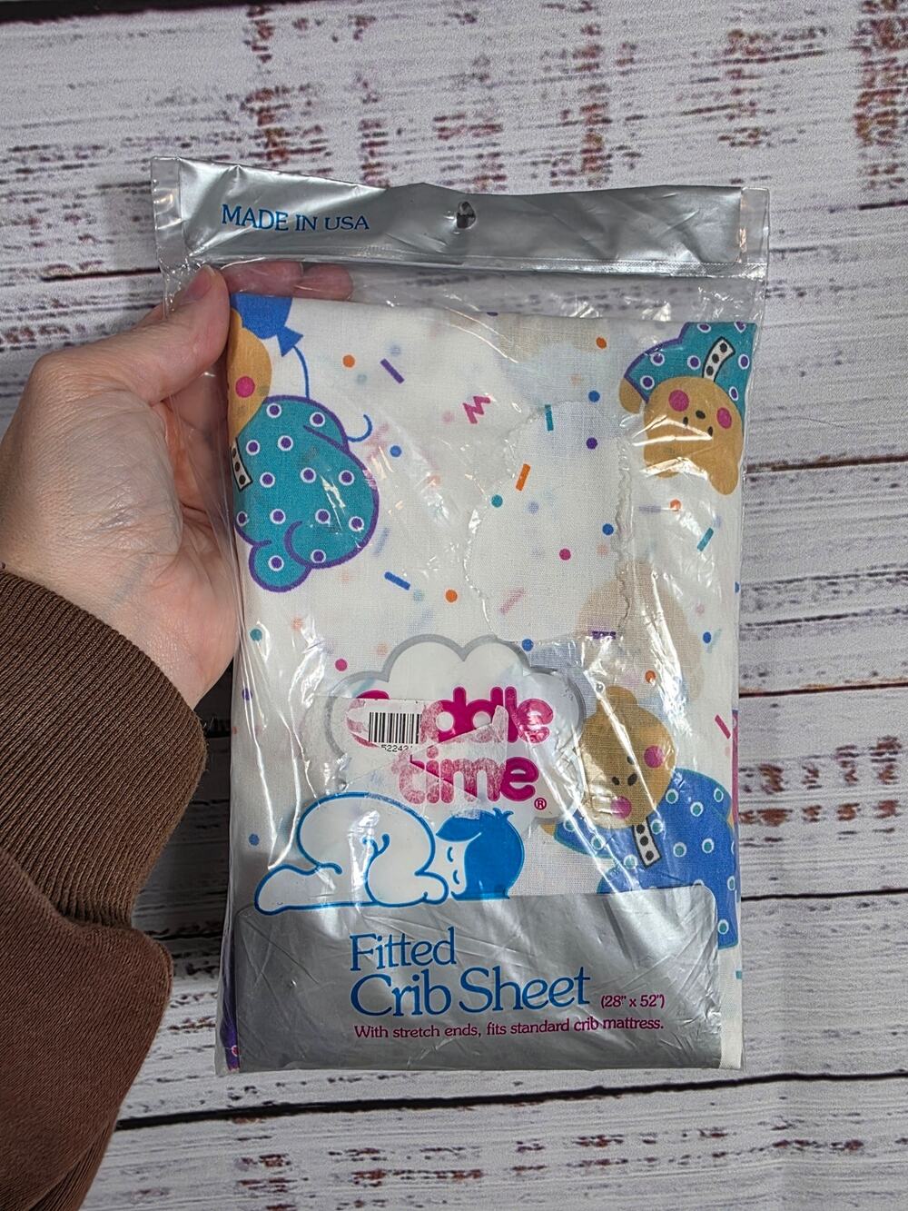 VTG Cuddle Time Fitted Crib Sheet Bears Pajamas Confetti 28x52